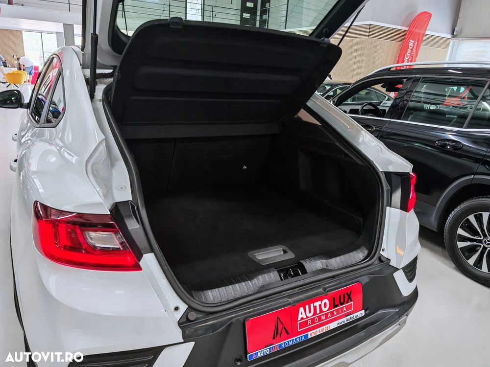Renault Arkana E-TECH 145 Evolution - 32