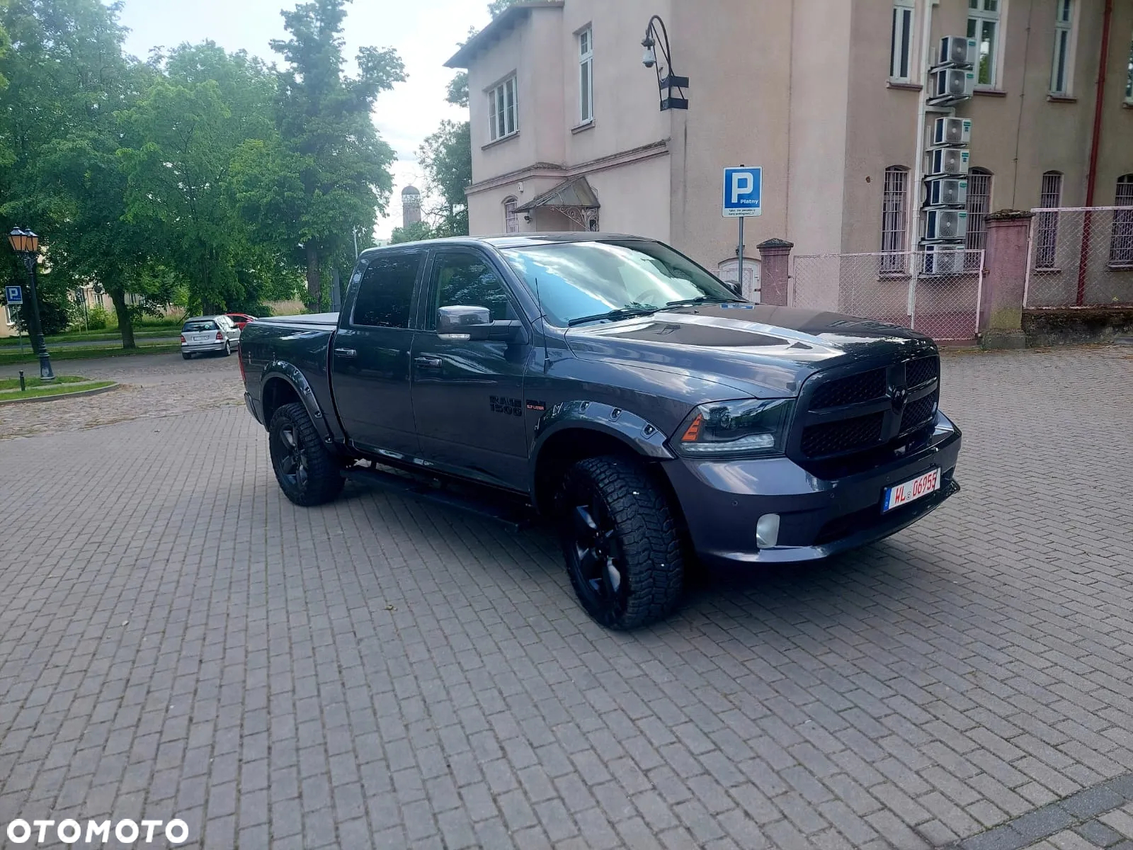 Dodge RAM 1500 5.7 4x4 - 3