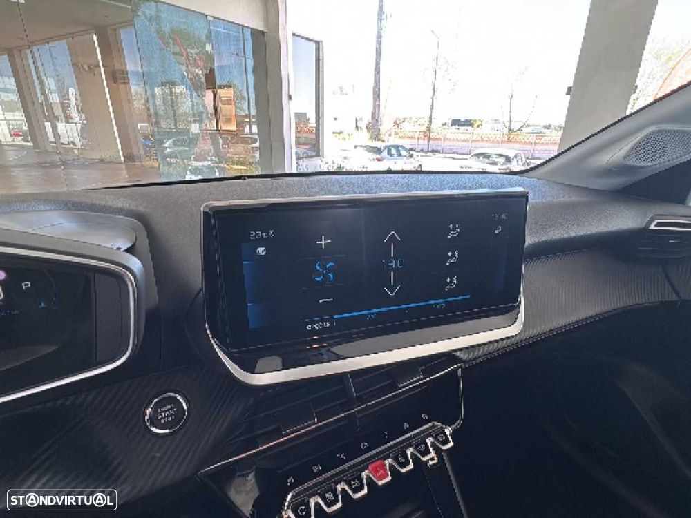 Peugeot 208 1.2 PureTech Allure Pack EAT8 - 19