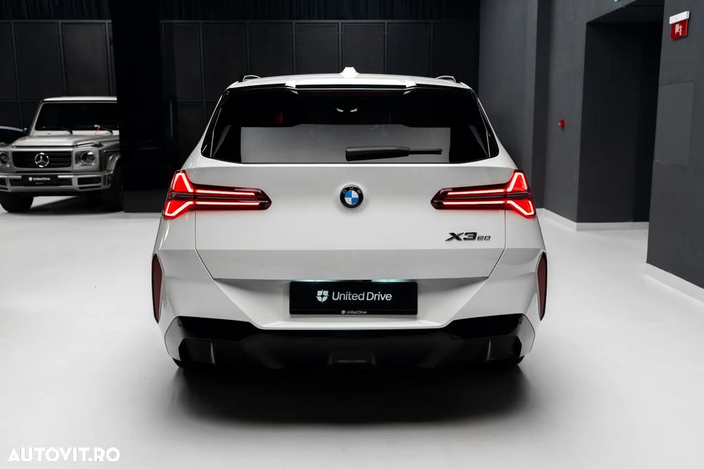 BMW X3 20 xDrive AT MHEV - 8