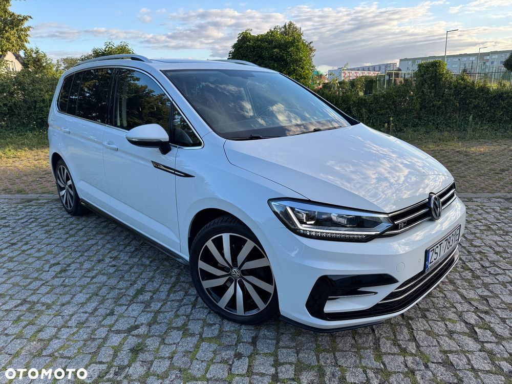Volkswagen Touran - 25