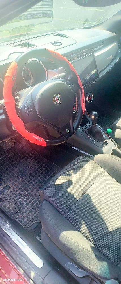 Alfa Romeo Giulietta 2.0 JTDM 20V TCT Lusso - 17