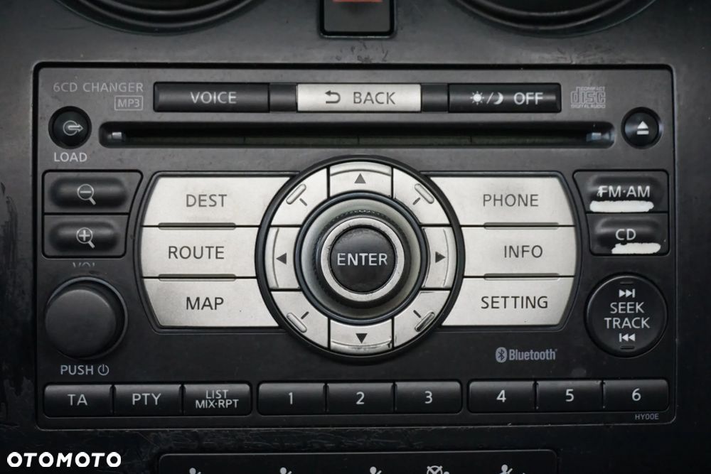 Nissan Qashqai 2.0 dCi DPF tekna - 34