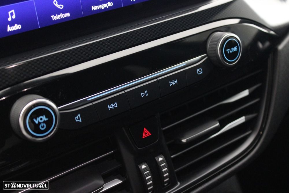 Ford Kuga - 23