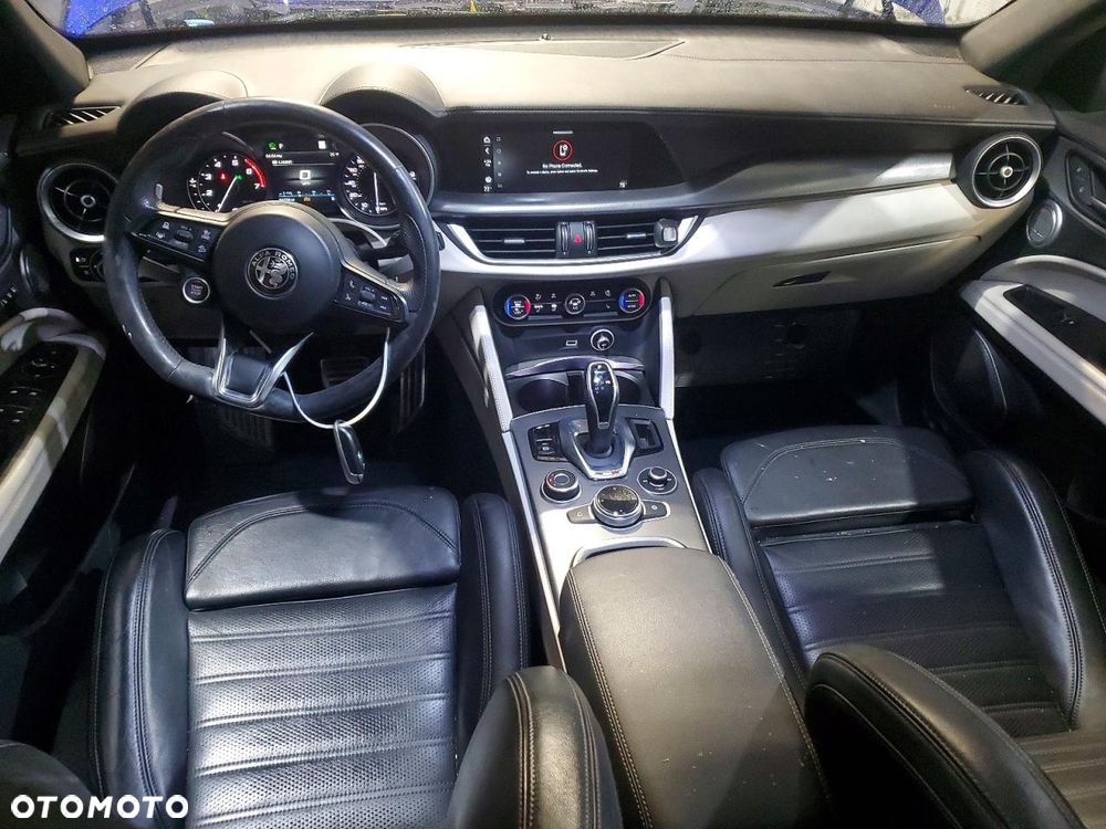 Alfa Romeo Stelvio 2.0 Turbo TI Q4 - 8