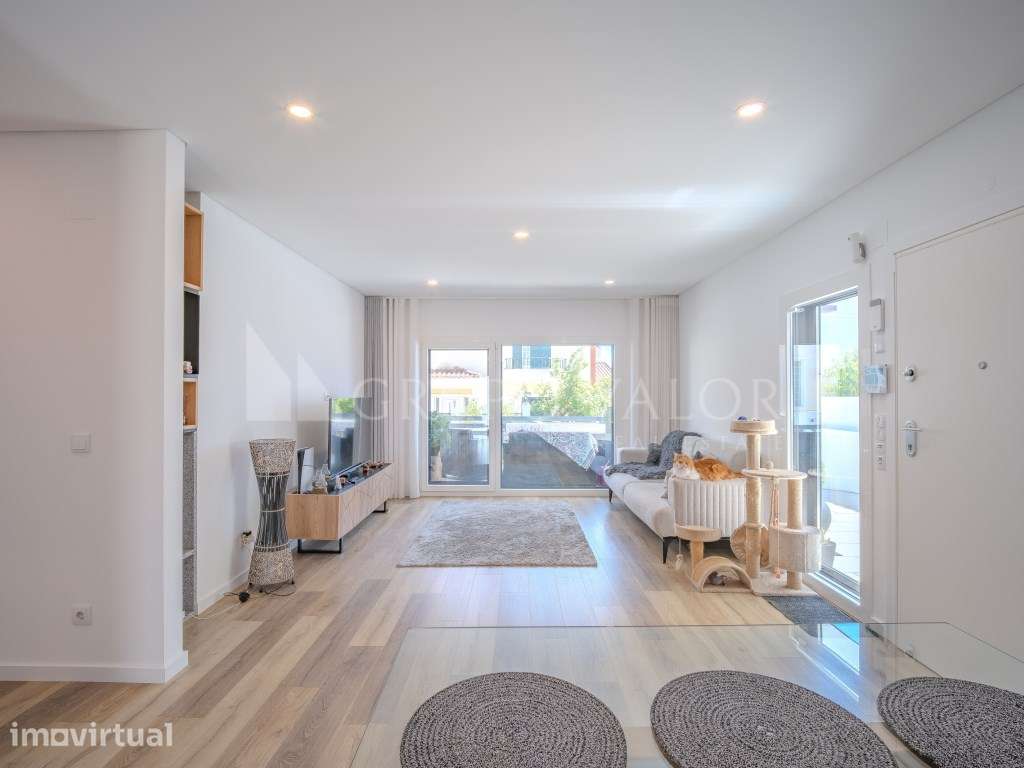 Moradia Térrea T2 na Pontinha -Acessibilidade e Design Contemporâneo - Grande imagem: 4/25