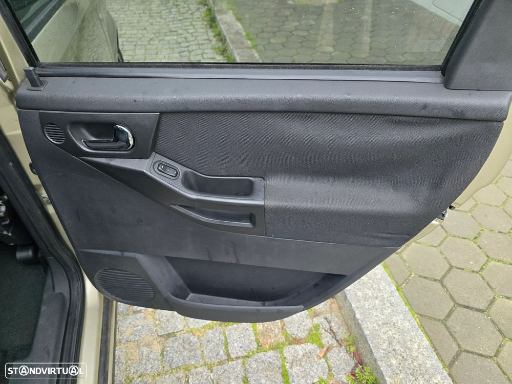 Opel Meriva 1.3 CDTI enjoy ecoFLEX - 26