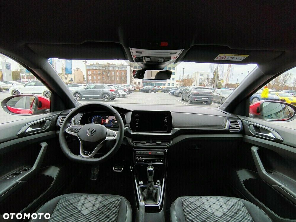 Volkswagen T-Cross - 13