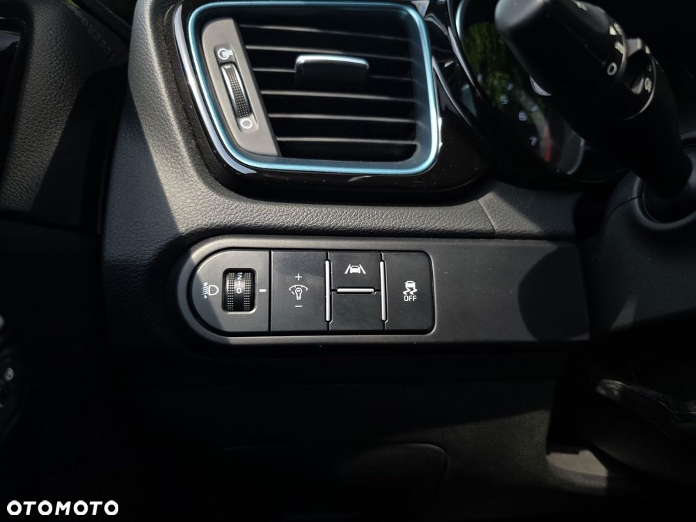 Kia XCeed 1.6 T-GDI Tribute DCT - 23