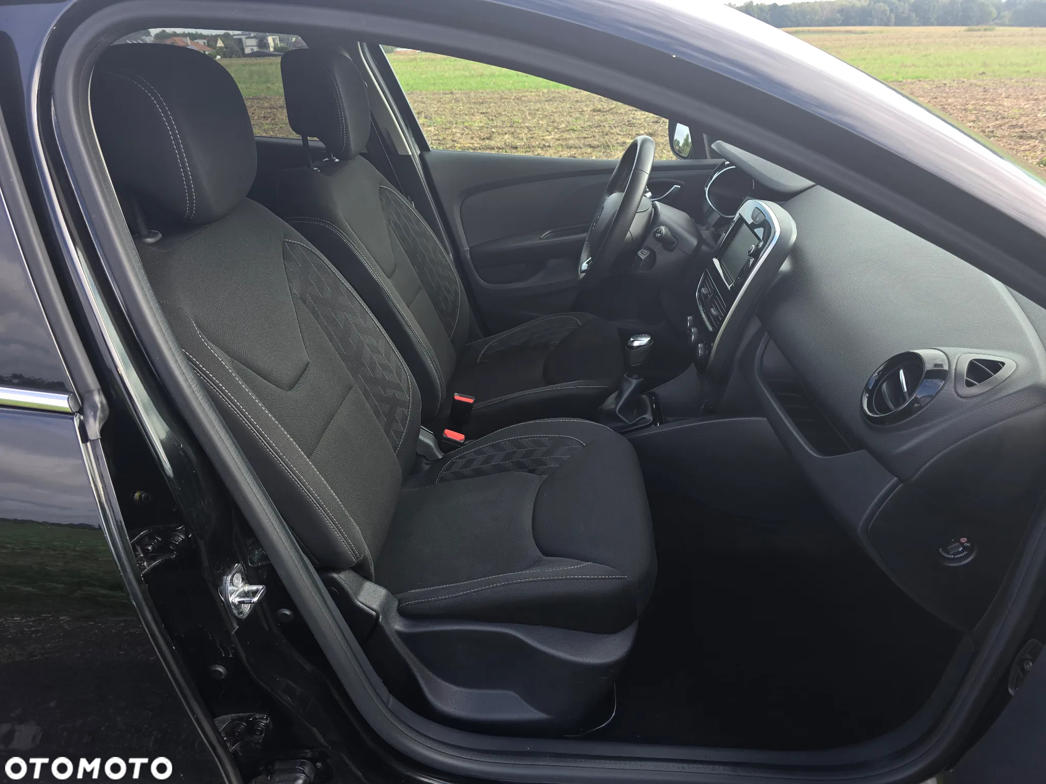Renault Clio (Energy) TCe 90 Bose Edition - 12