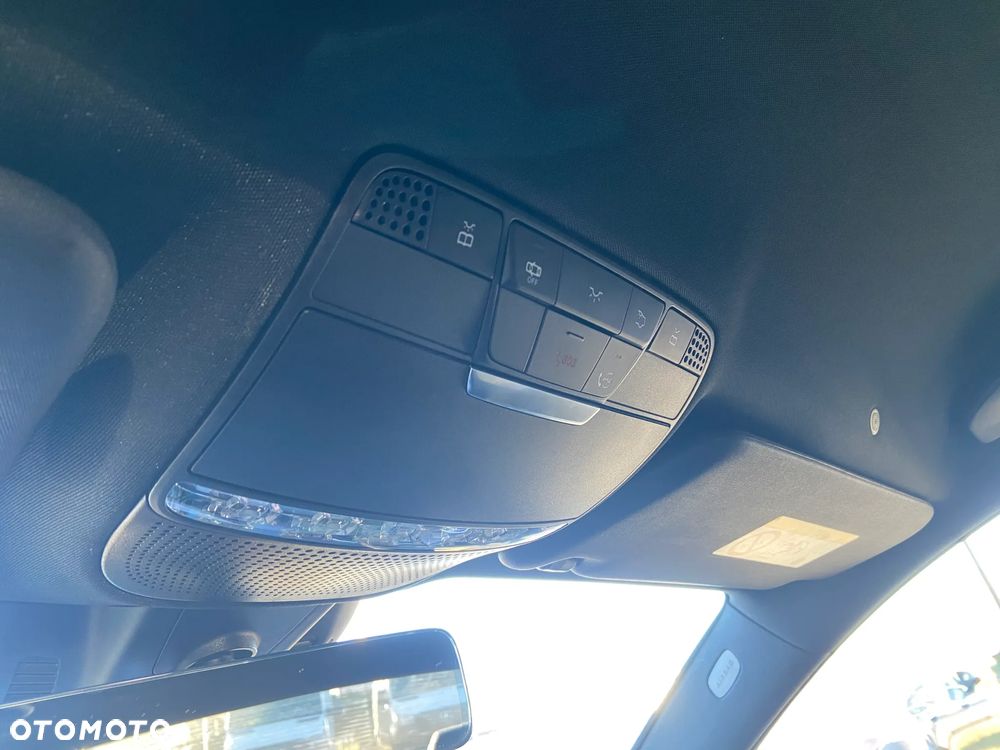 Mercedes-Benz Klasa E 220 d 4-Matic AMG - 14