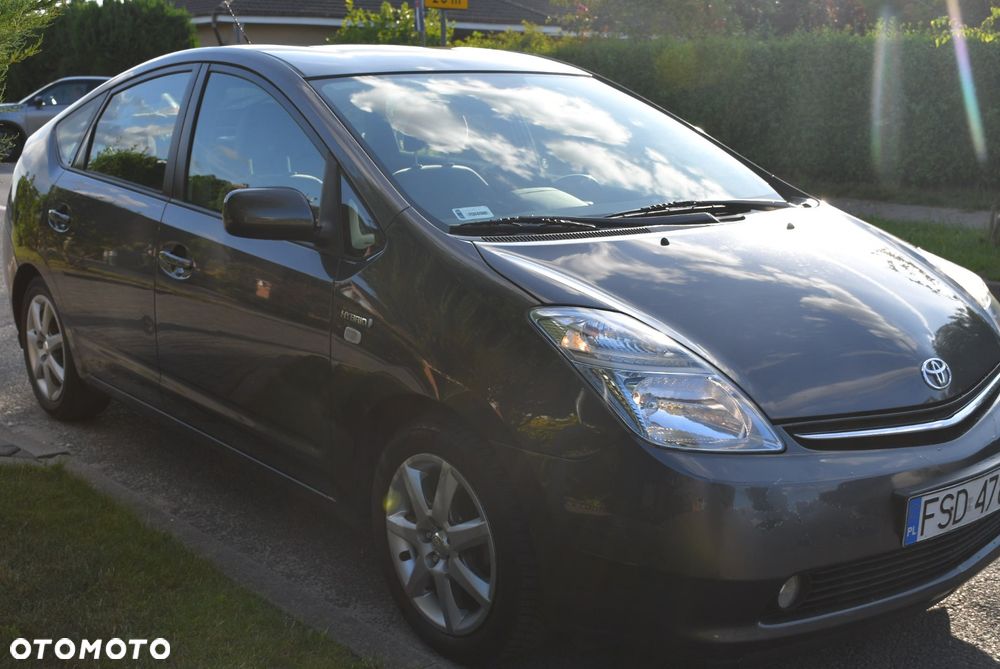 Toyota Prius - 1