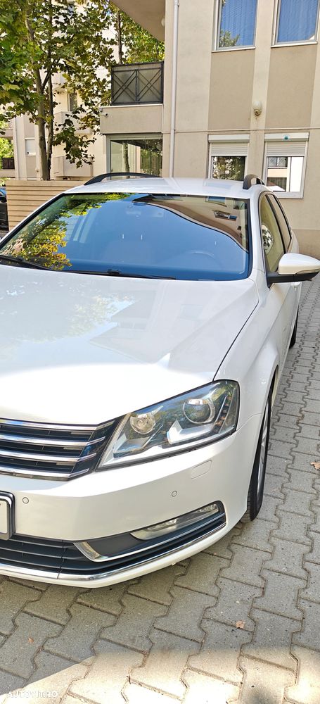 Volkswagen Passat 2.0 TDI DSG Comfortline - 12
