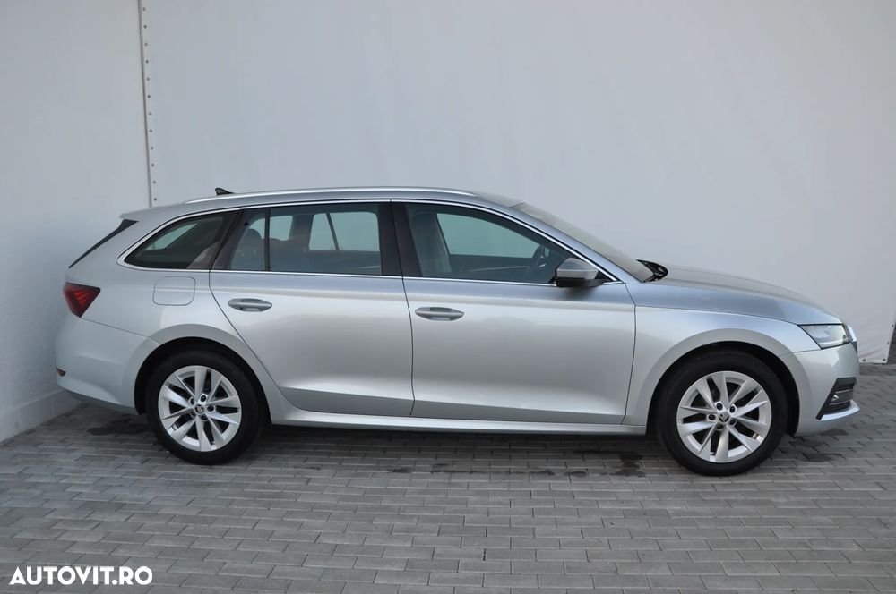 Skoda Octavia Combi 2.0 TDI (Green tec) DSG Style - 7