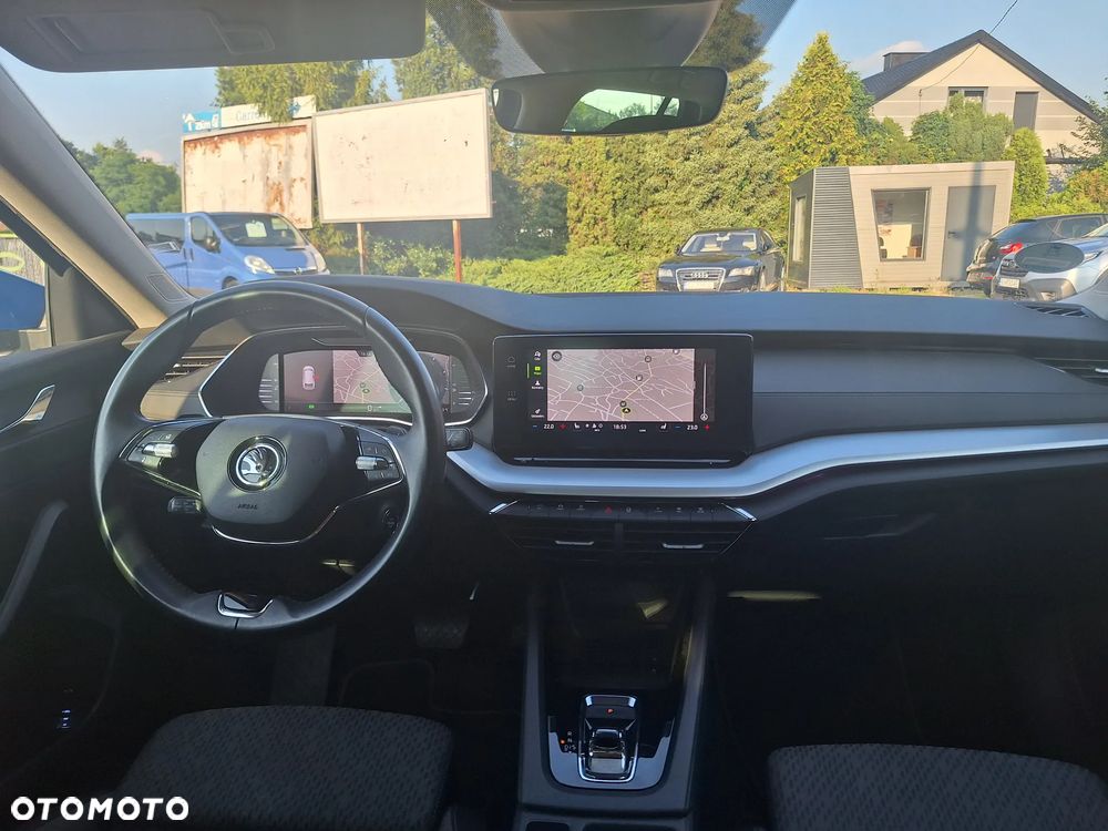 Skoda Octavia 2.0 TDI DSG Clever - 24
