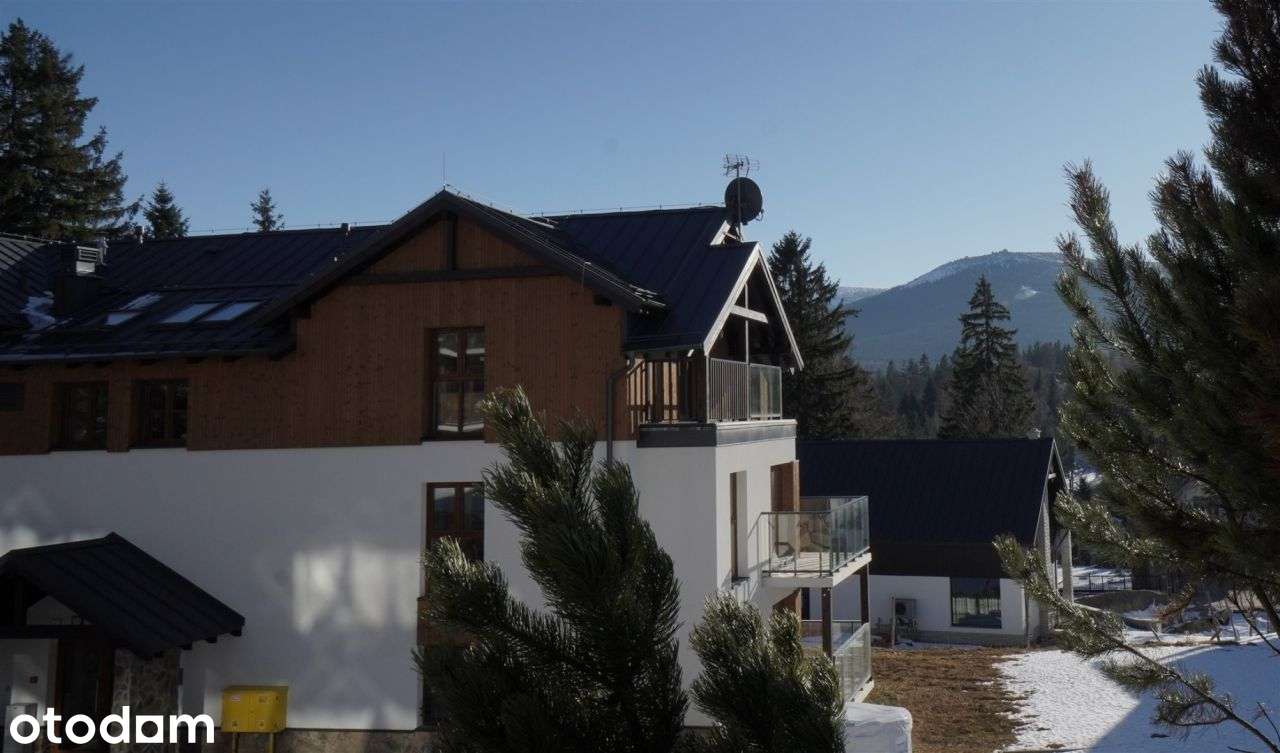 Piękny widok na Izery, duży zadaszony balkon!