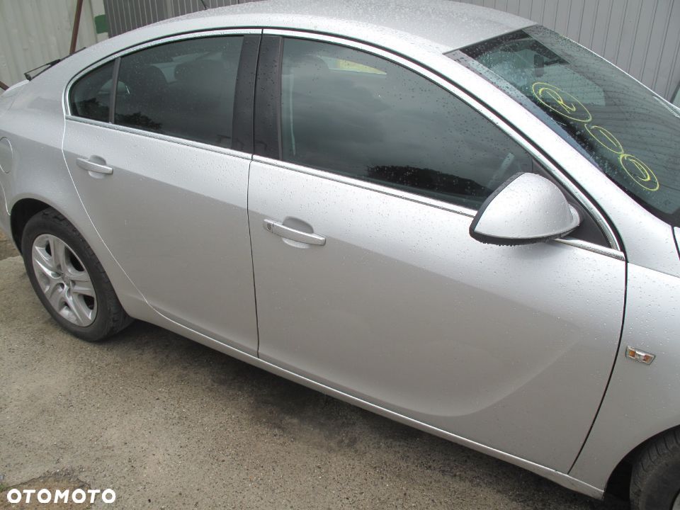 DRZWI PRAWE TYL HB OPEL INSIGNIA Z176