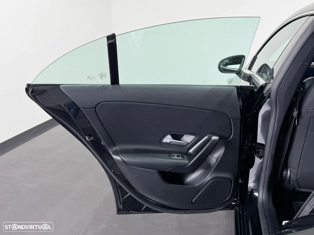 Mercedes-Benz CLA 200 d Progressive Aut. - 44