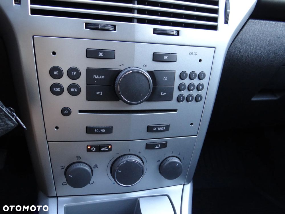 Opel Astra 1.4 - 25