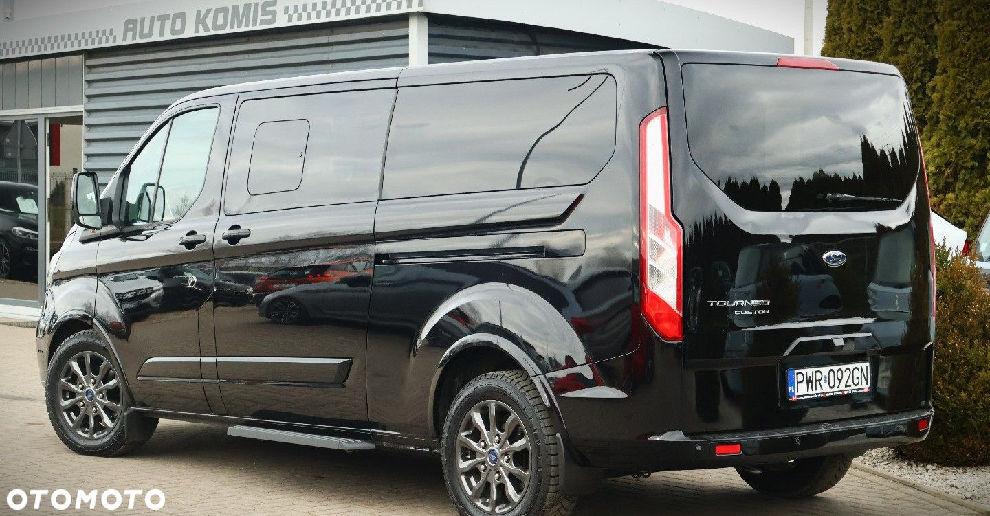 Ford Tourneo Custom - 6