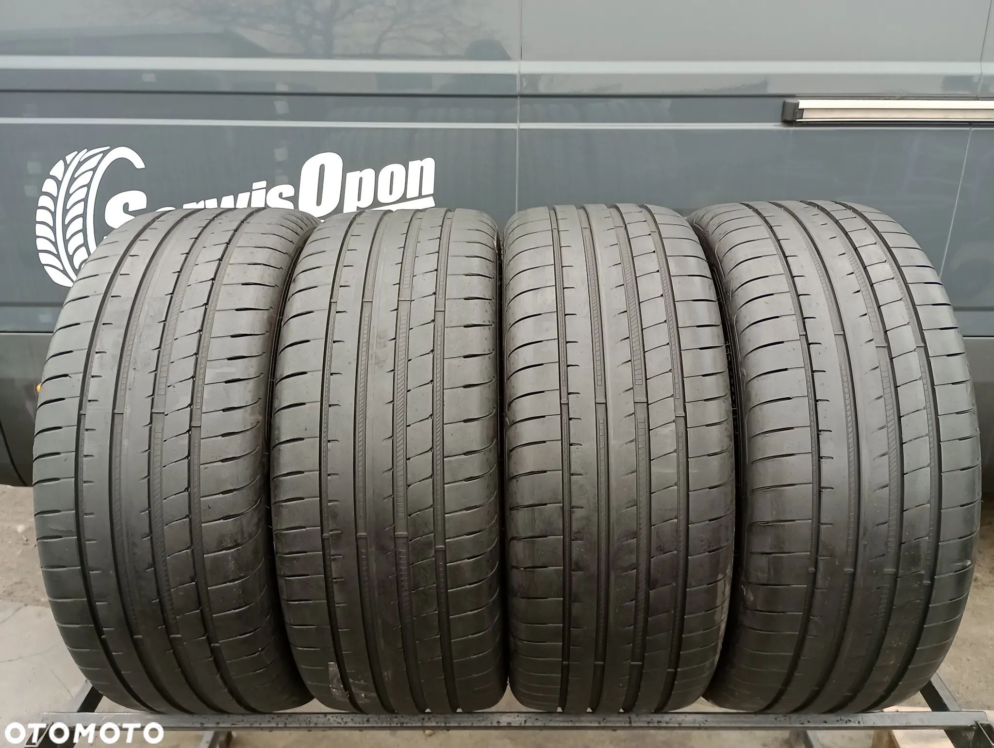 OPONY LETNIE 4x 255/40 R21 102Y GOODYEAR EAGLE F1 - 1