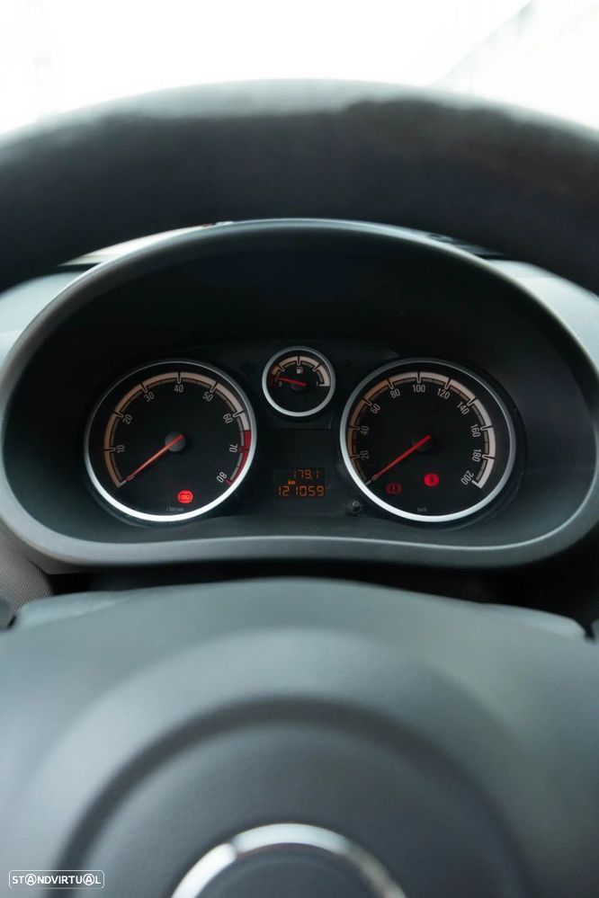 Opel Corsa 1.2 Cosmo - 6