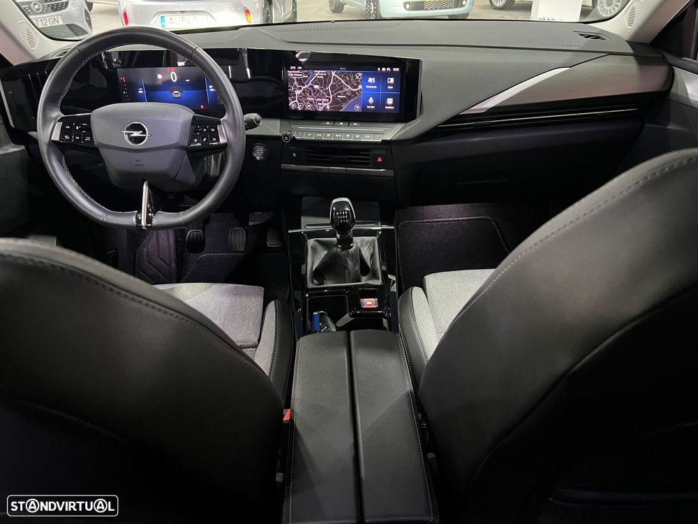 Opel Astra 1.2 T Elegance - 17