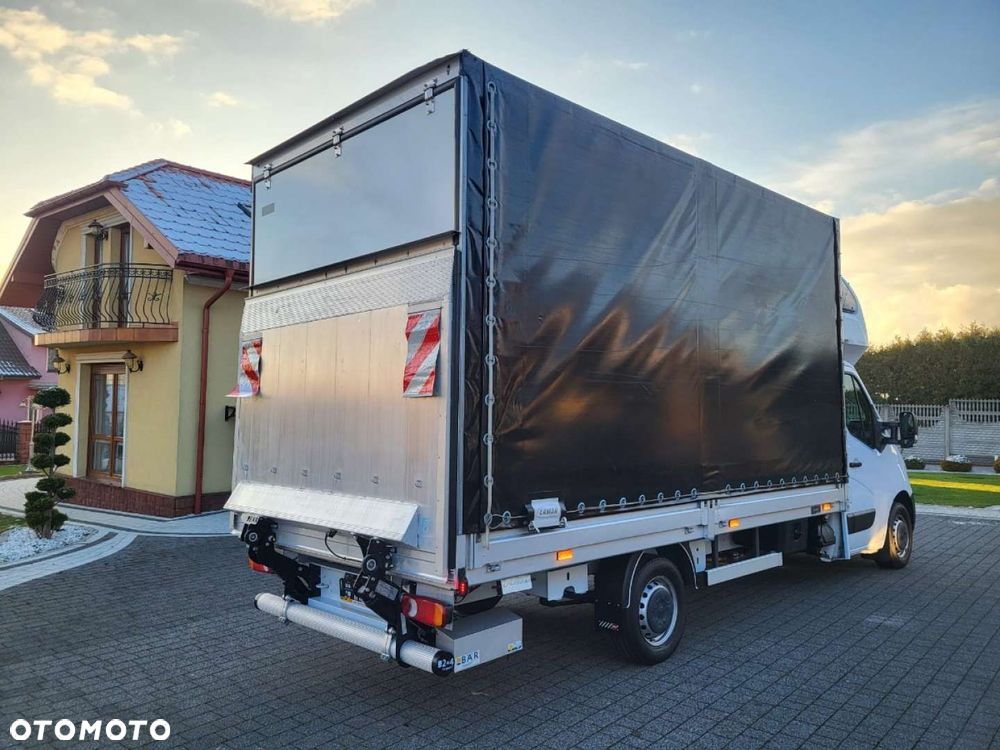 Opel Movano z windą salon Polska - 7