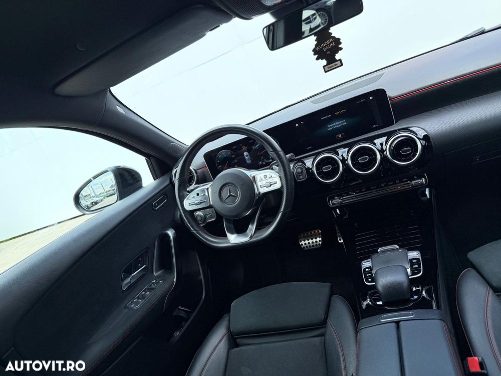 Mercedes-Benz A 180 7G-DCT Edition AMG Line - 17