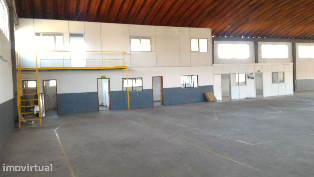 Arrendo Pavilhão 1000m2 em Celeirós, Braga - Grande imagem: 2/9