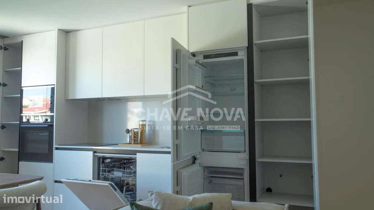 Apartamento T2 Novo no Empreendimento Portas do Marquês - Porto - Grande imagem: 4/18