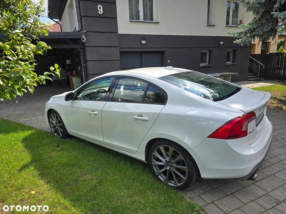 Volvo S60 T5 Geartronic RDesign - 3