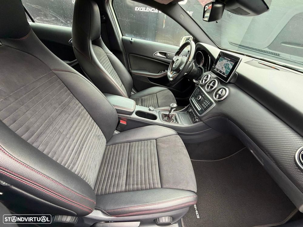 Mercedes-Benz A 180 d AMG Line - 21