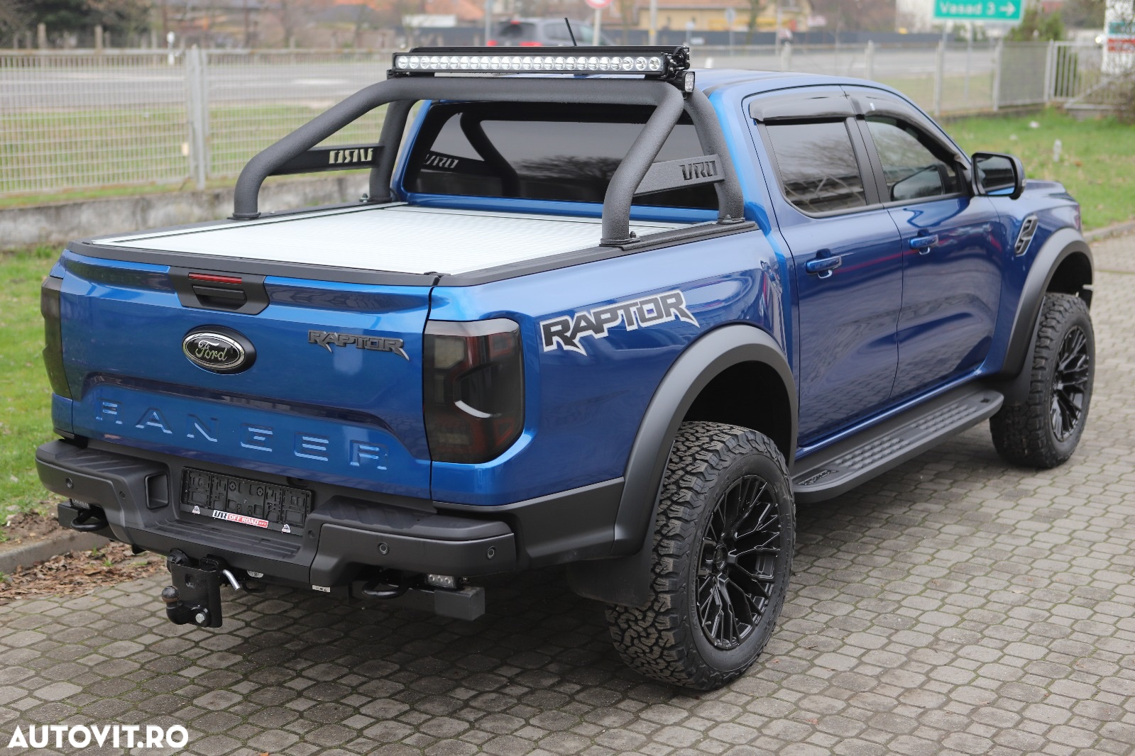 Ford Raptor - 12