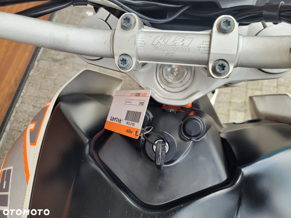 KTM Duke - 19