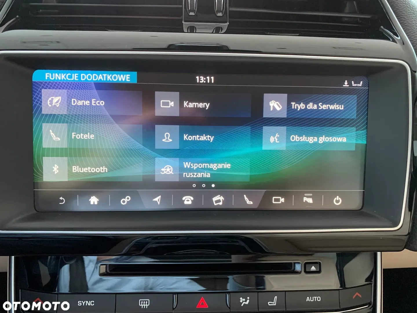 Jaguar XE 2.0 D Prestige - 11