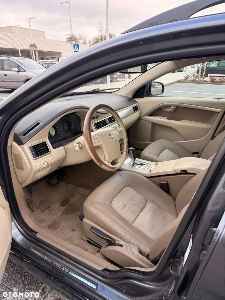 Volvo V70 - 9