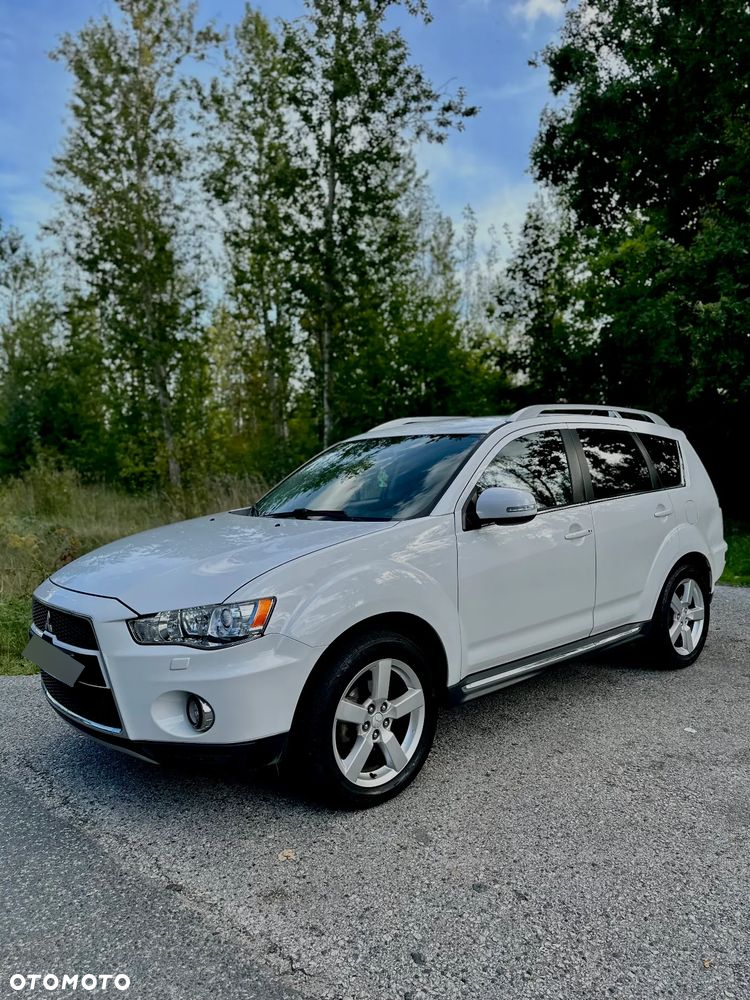 Mitsubishi Outlander 2.2 DI-D 4WD TC-SST Instyle - 25