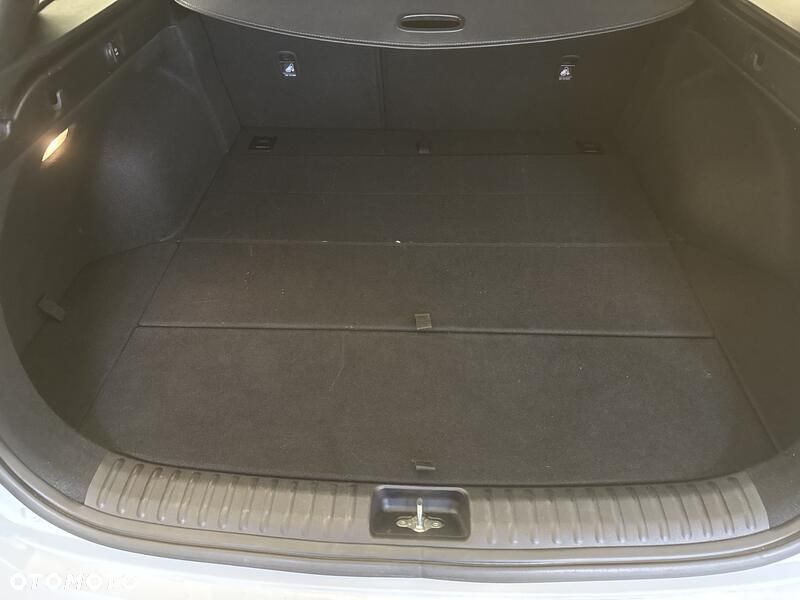 Kia Ceed 1.5 T-GDI M - 22