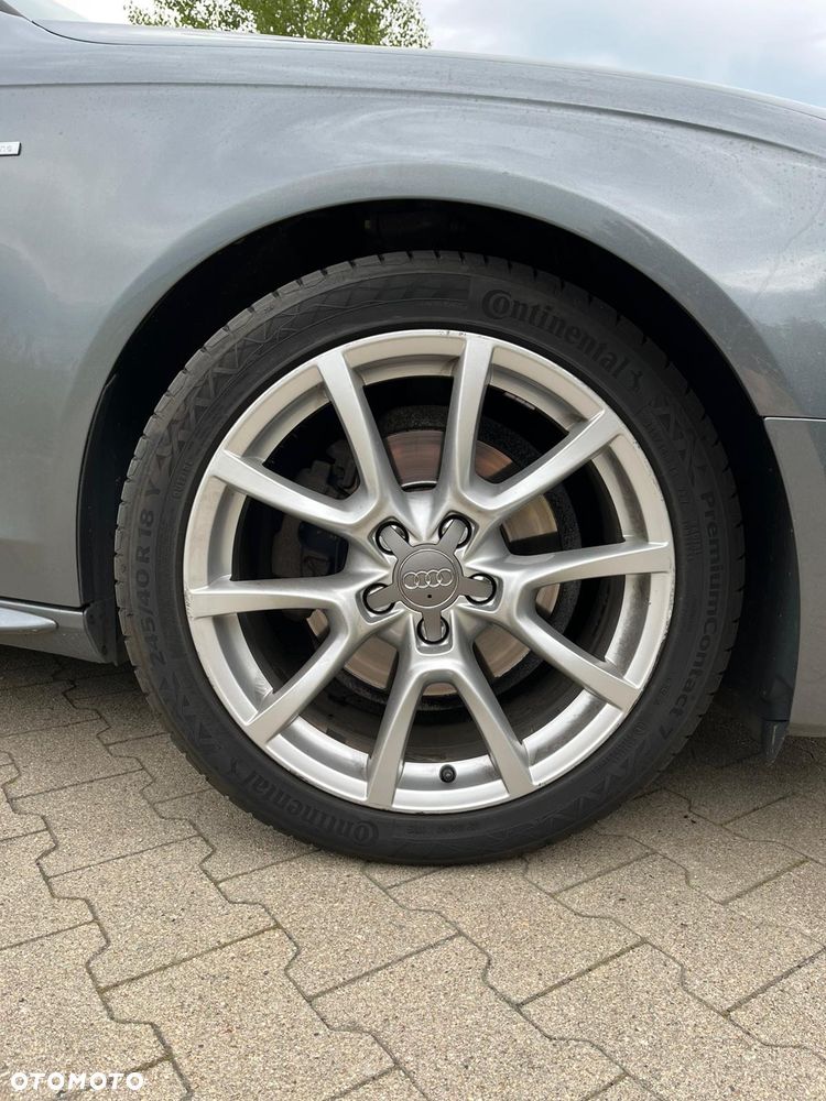 Audi A4 - 24