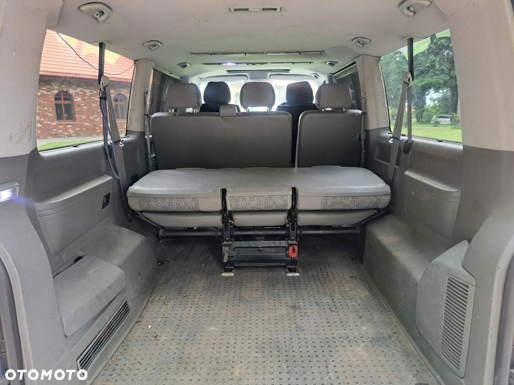 Volkswagen Transporter - 5