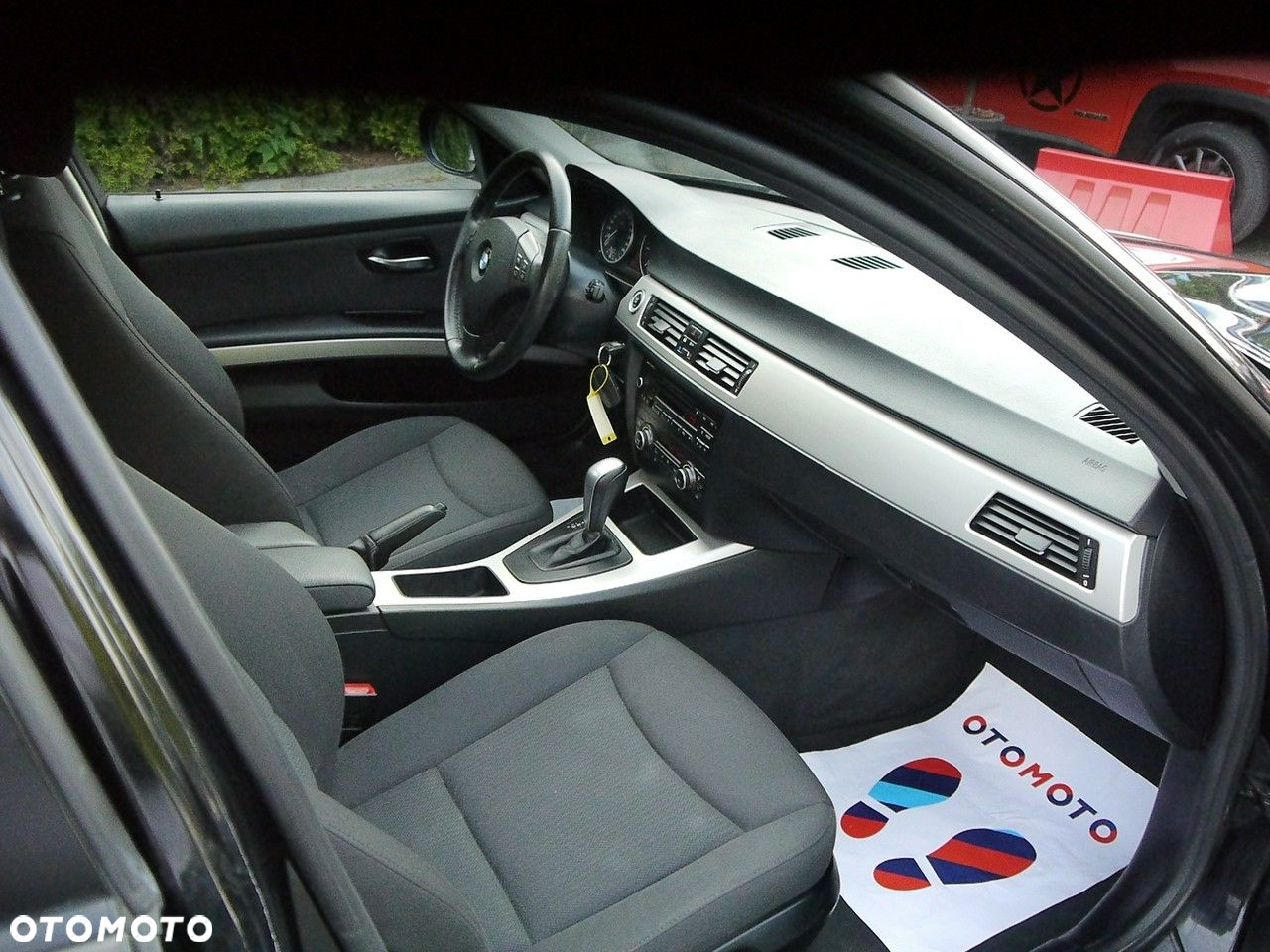 BMW Seria 3 318d - 22