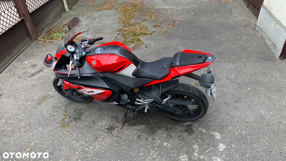 Yamaha YZF - 3