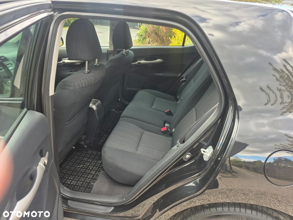 Toyota Auris 1.4 VVT-i Sol - 17