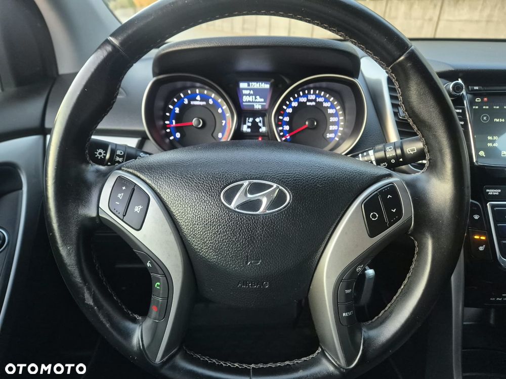 Hyundai i30 - 19