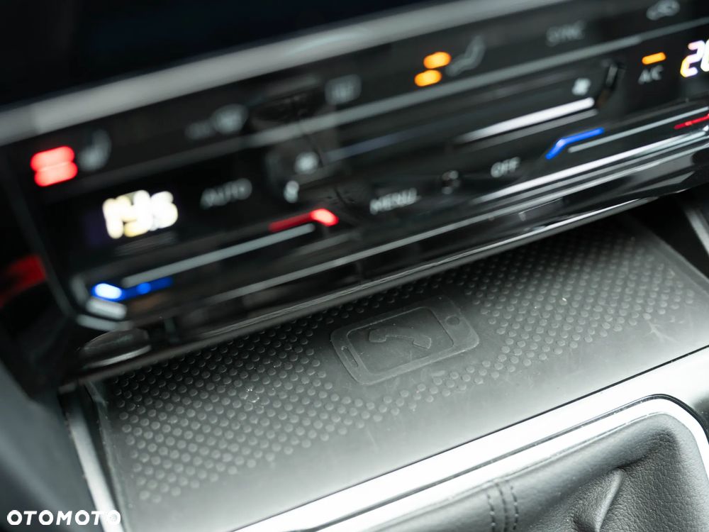 Volkswagen Passat Variant 1.5 TSI EVO Elegance - 31