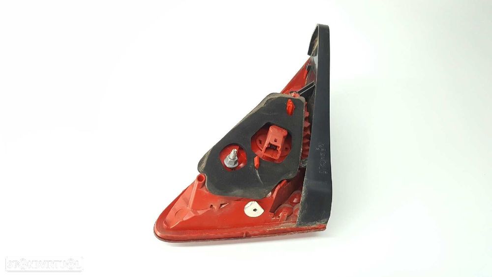 FAROLIM TRASEIRO ESQUERDO PEUGEOT 3008 PREMIUM - 4