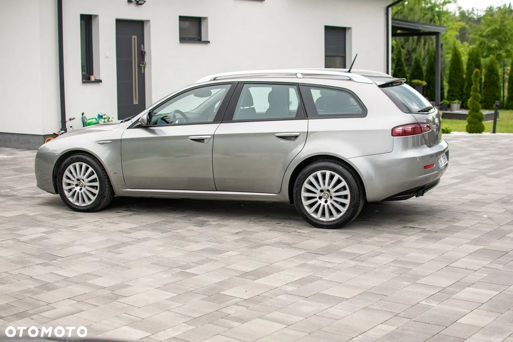 Alfa Romeo 159 - 23
