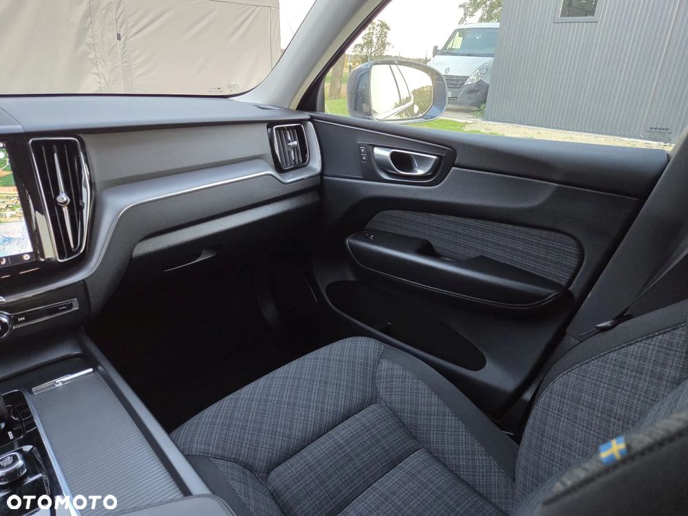 Volvo XC 60 B4 D Core - 20