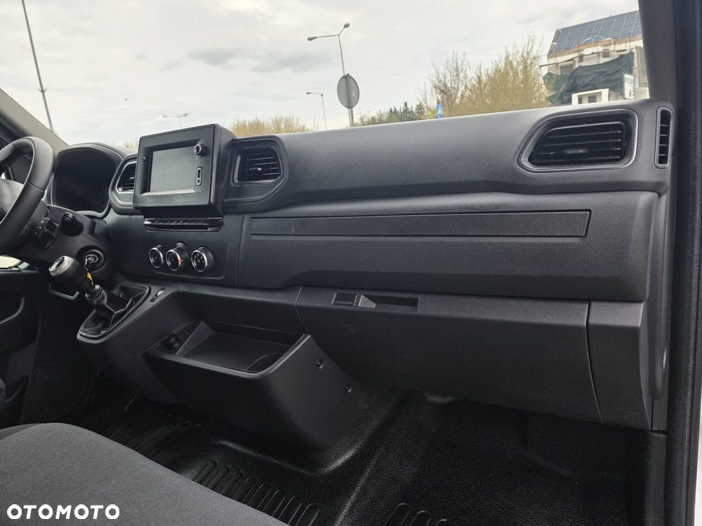 Renault Master L2H2 - 15